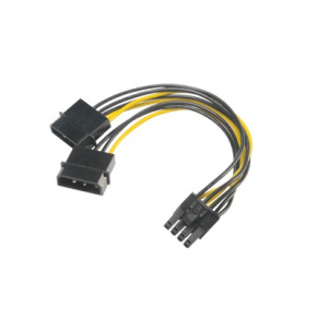 AKASA - 4-pin Molex na 6+2-pin PCIe adaptér